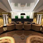 Dana Business & Conference Hotel 4*